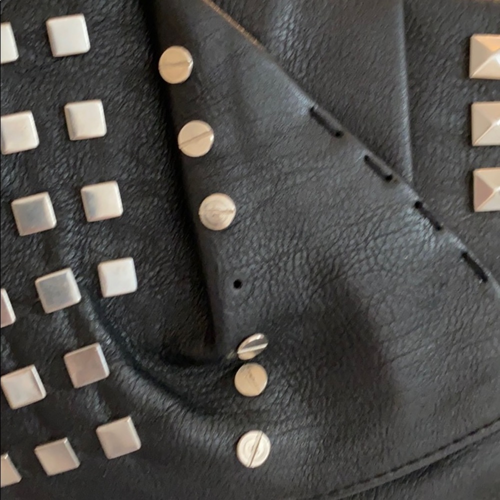 Jessica Simpson Clutch - Picture 8 of 8